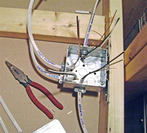 electrical junction box ceiling